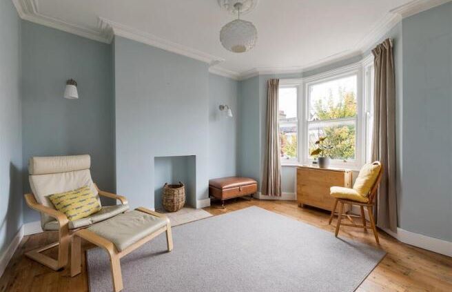 Property photo 3 of 9