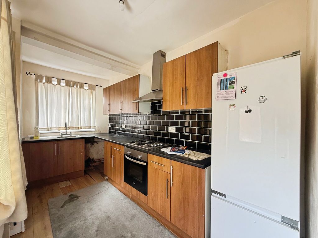 Property photo 3 of 9 49529896--47Cf-A2Eb-C019E3A6Bb55-14842-00000292A74Bbceb