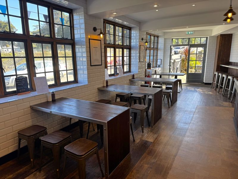 Property photo 2 of 15 Photo 5