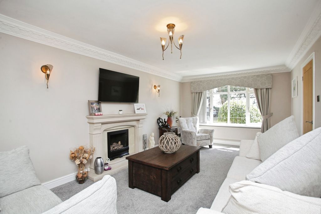 Property photo 3 of 23 Photo