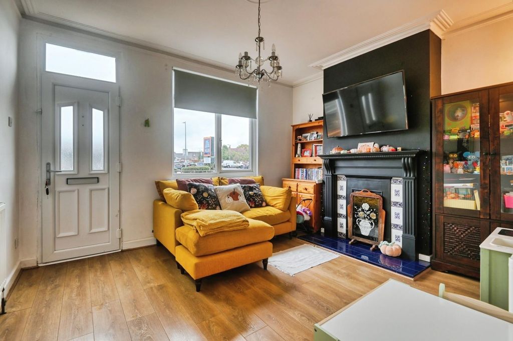 Property photo 2 of 16 405Gla1.Jpg