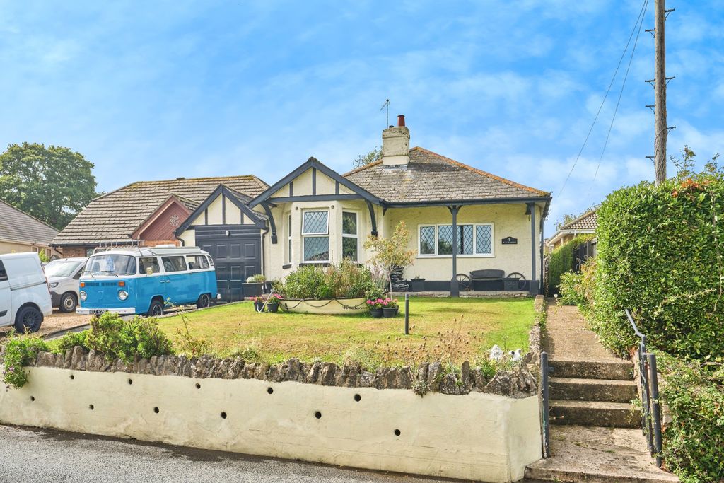 Property photo 1 of 20