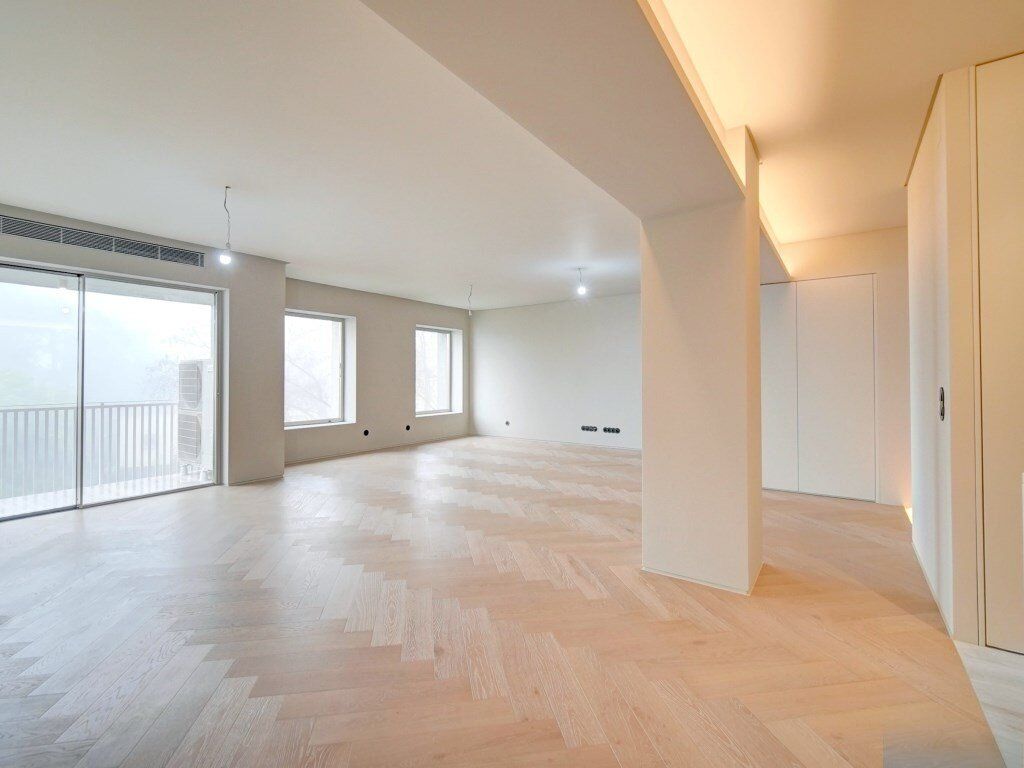 Property photo 1 of 30 Luxury 3 Bedroom Apartment With Parking In Rua Das Amoreiras