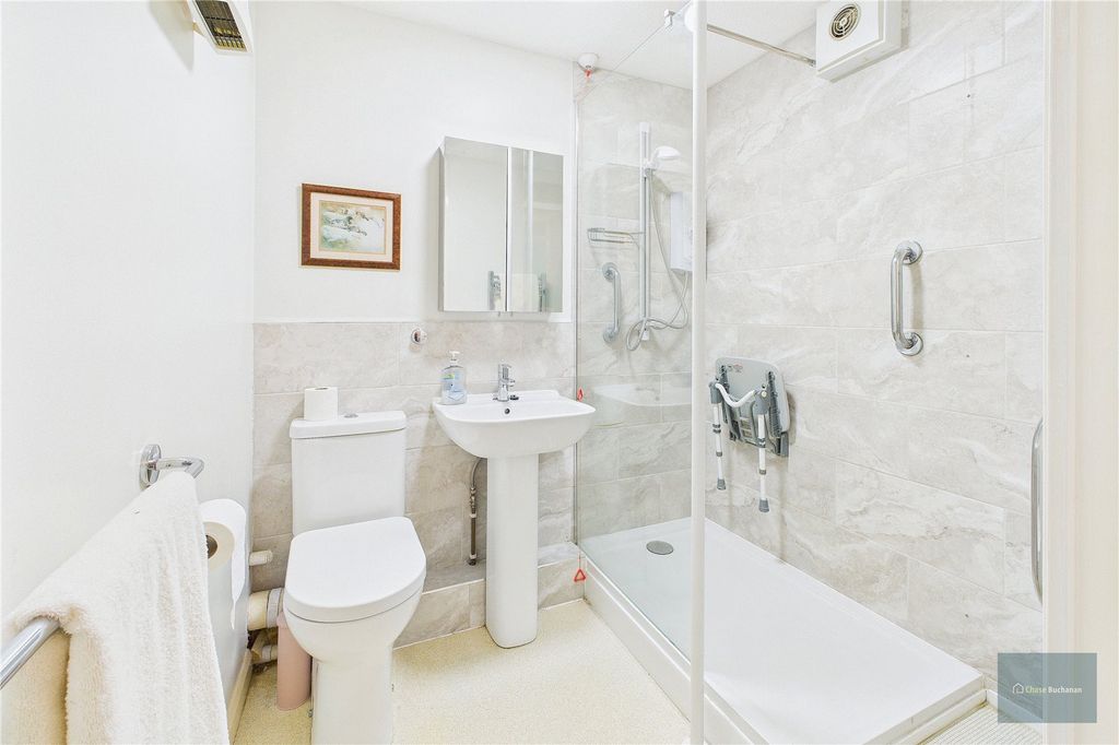 Property photo 3 of 9 Picture No. 05