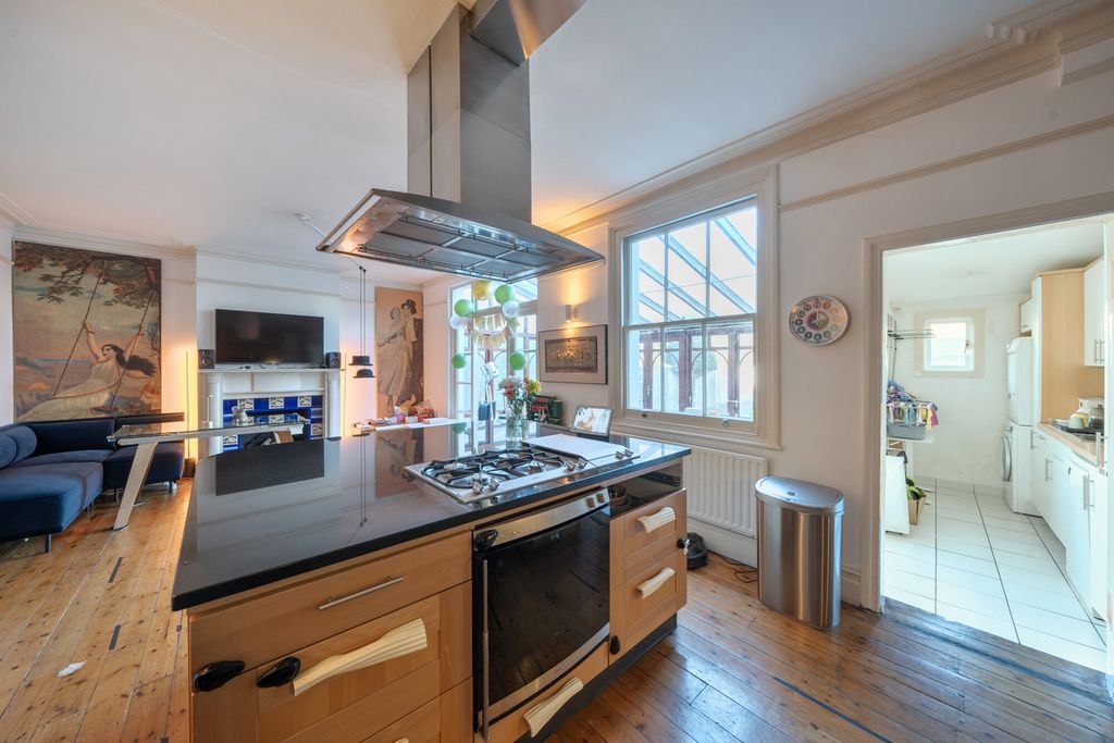 Property photo 3 of 17 1381793-19-69206E...