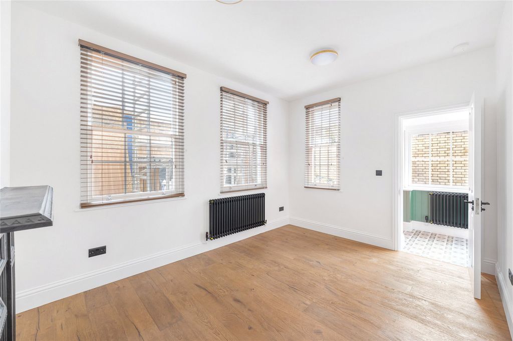 Property photo 3 of 12 Picture No. 09