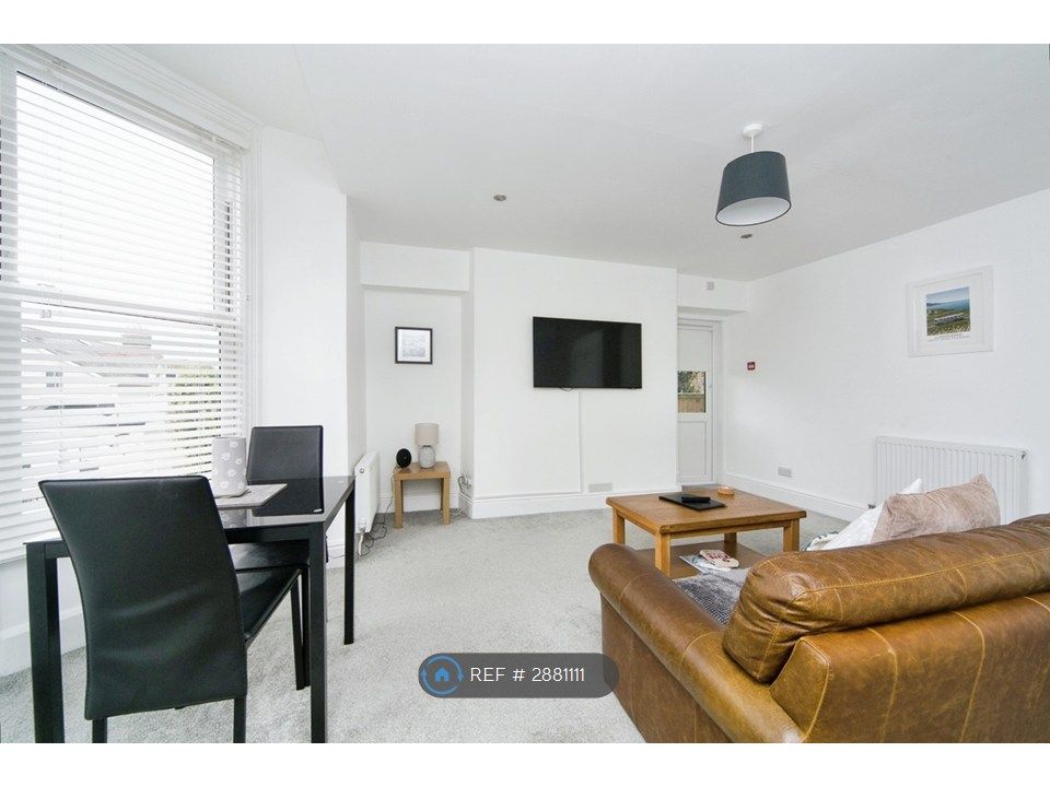 Additional image 2 of 1 bed flat to rentLlwynon Gardens, Llandudno LL30