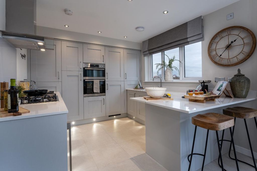 Property photo 2 of 15 Showhome Photography