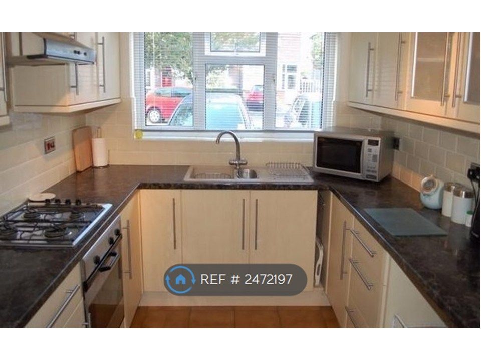 Property photo 3 of 13