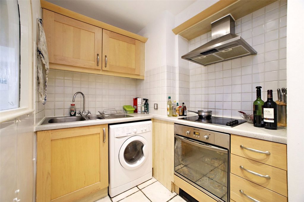 Property photo 3 of 11 Picture No. 11