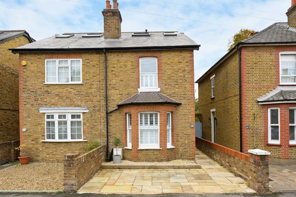 Property photo 1 of 19 Picture No. 08