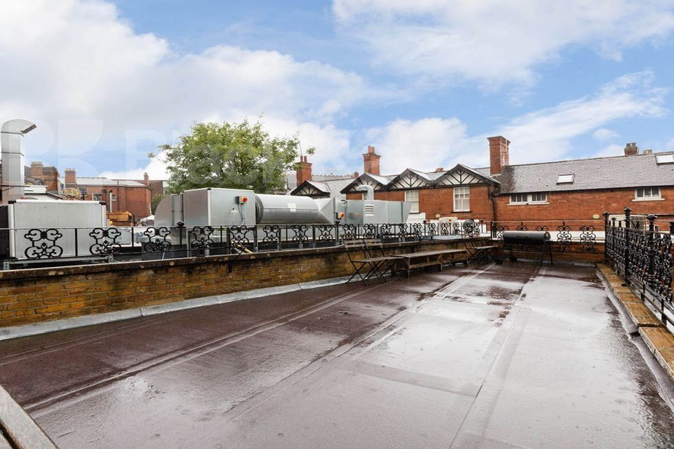 Property photo 3 of 9