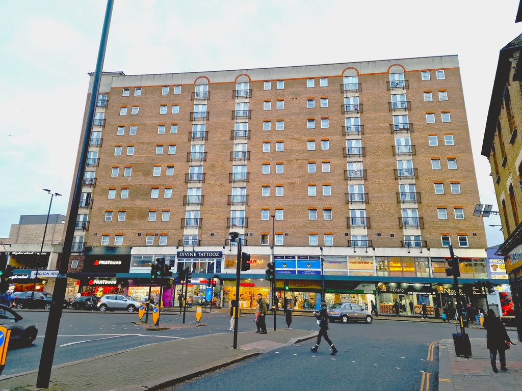 Property photo 1 of 9