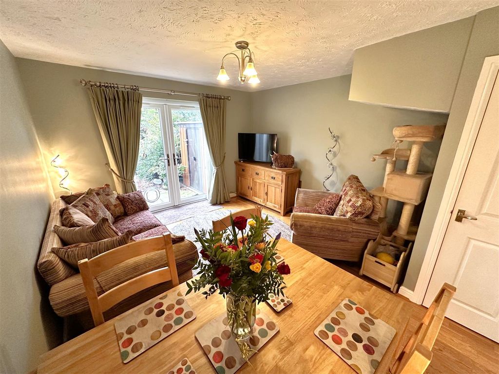 Property photo 2 of 16 Large Lounge/Diner 599