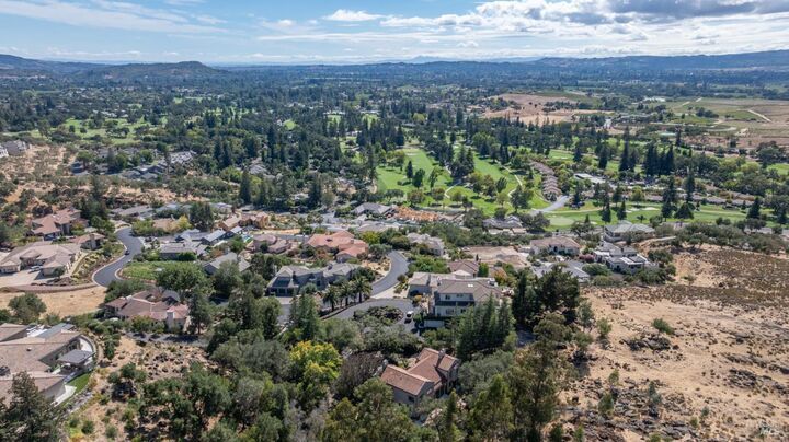 Property photo 3 of 72