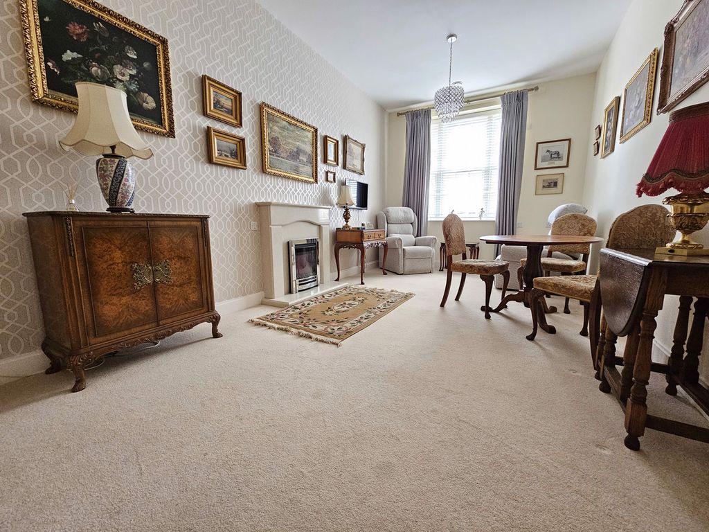 Property photo 2 of 7