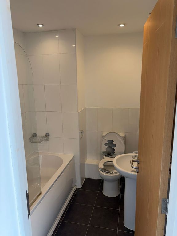 Property photo 2 of 6 Ac088589-2Bb8-4332-8dab-4E911067E171.Jpg