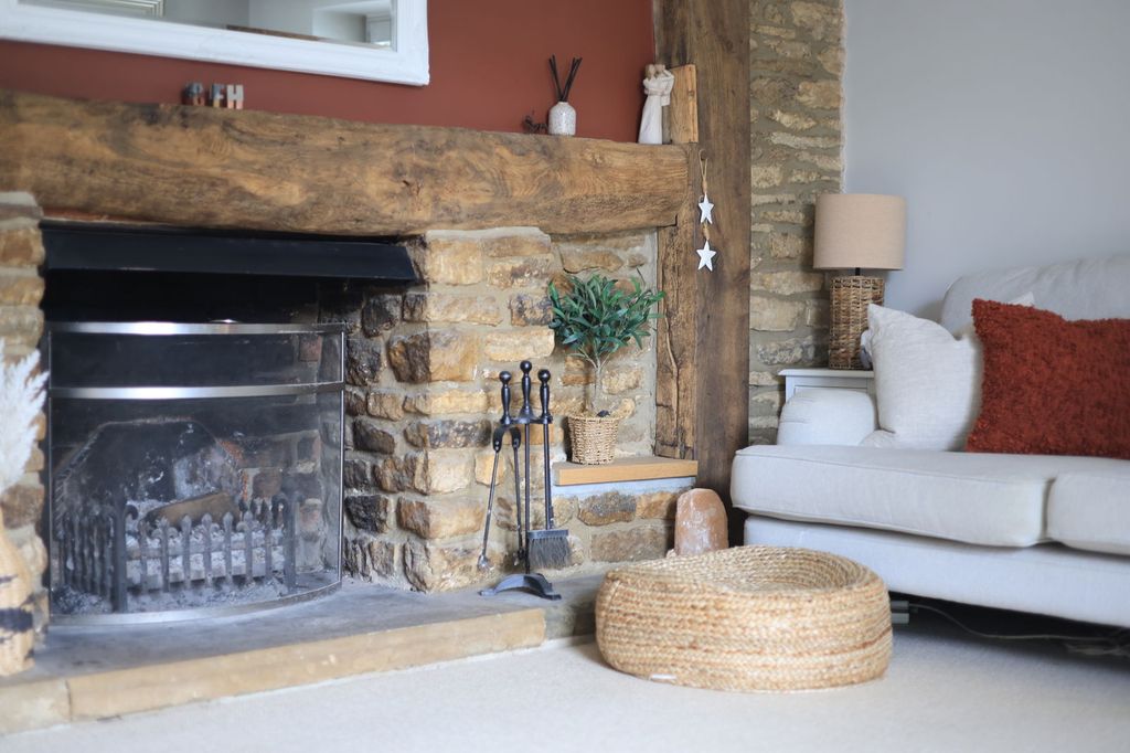 Property photo 3 of 32