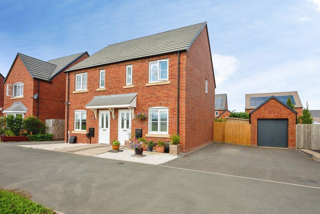 Property photo 1 of 15 Pbox-Img.Jpg