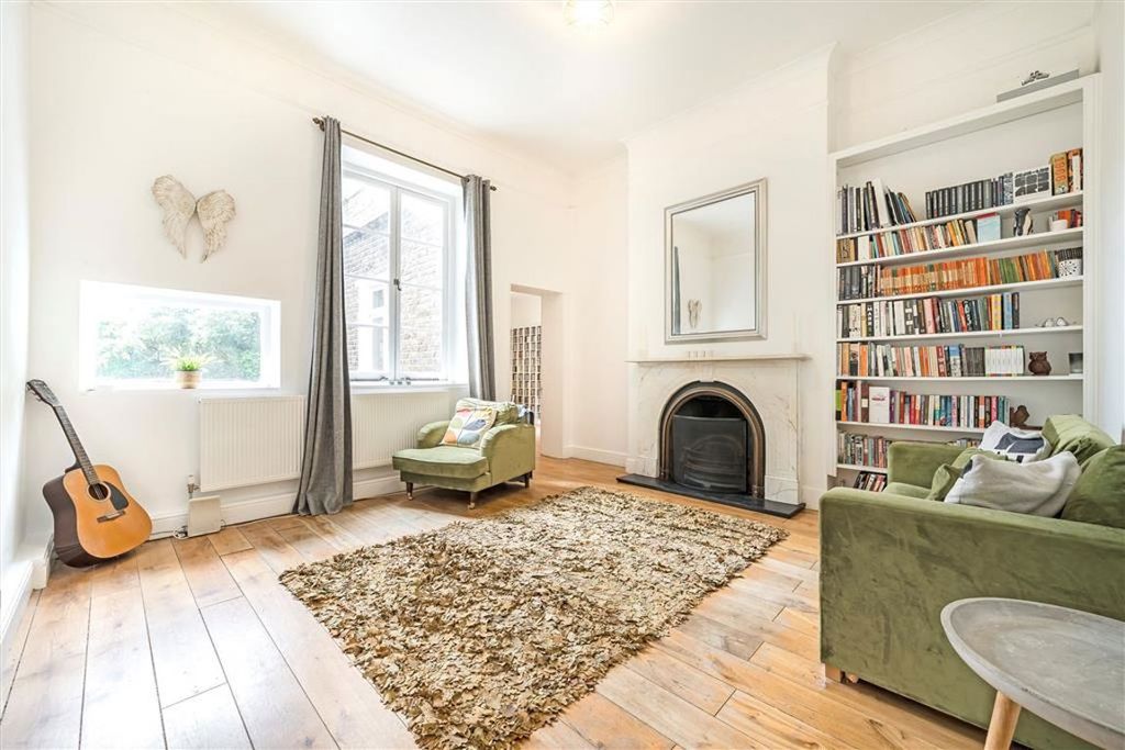 Property photo 2 of 9