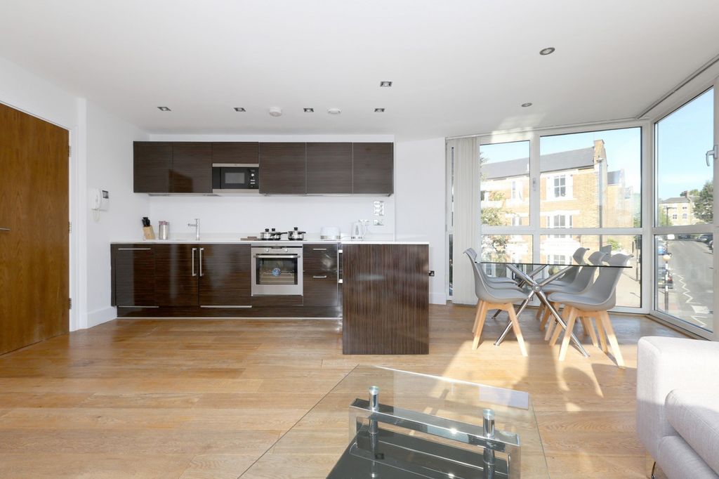 Property photo 1 of 13 Reception (Main)