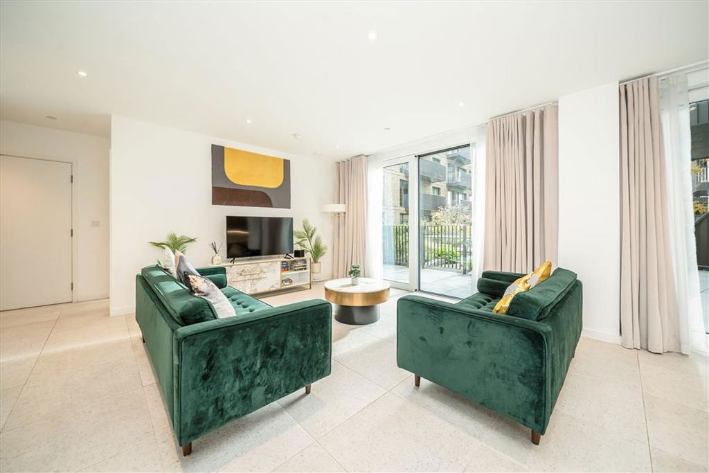 Property photo 3 of 14