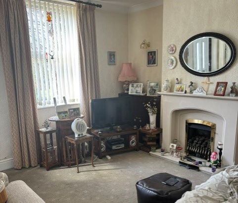 Property photo 2 of 23