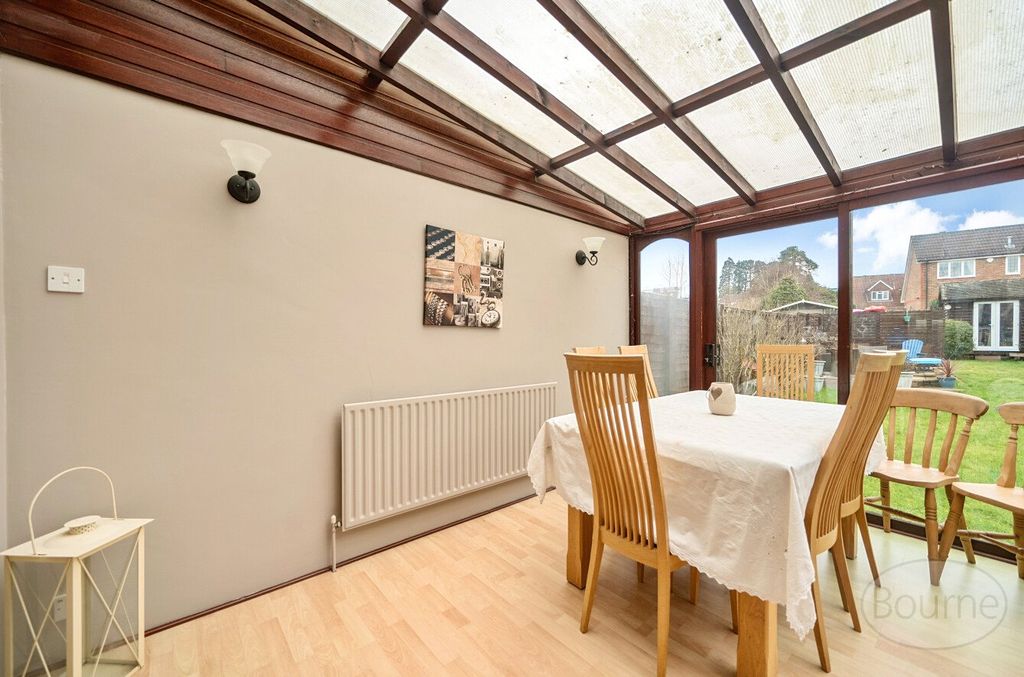 Property photo 3 of 14 Picture No. 12