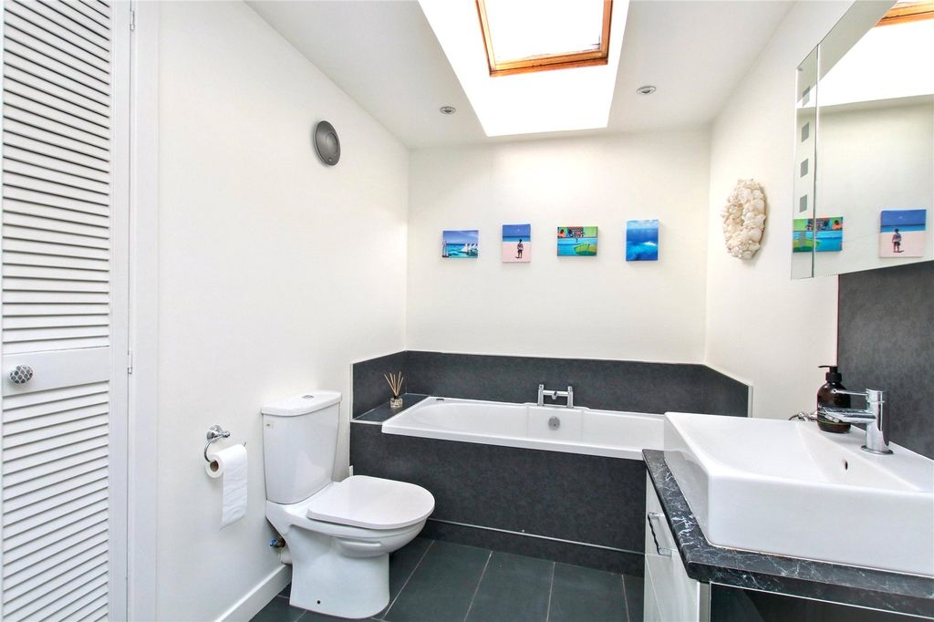 Additional image 15 of 4 bed semi-detached house for salePalace Gardens, Kirkwall KW15
