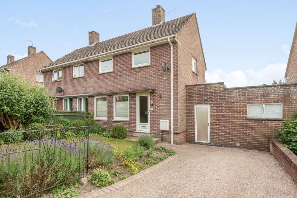 Property photo 1 of 10 Exterior