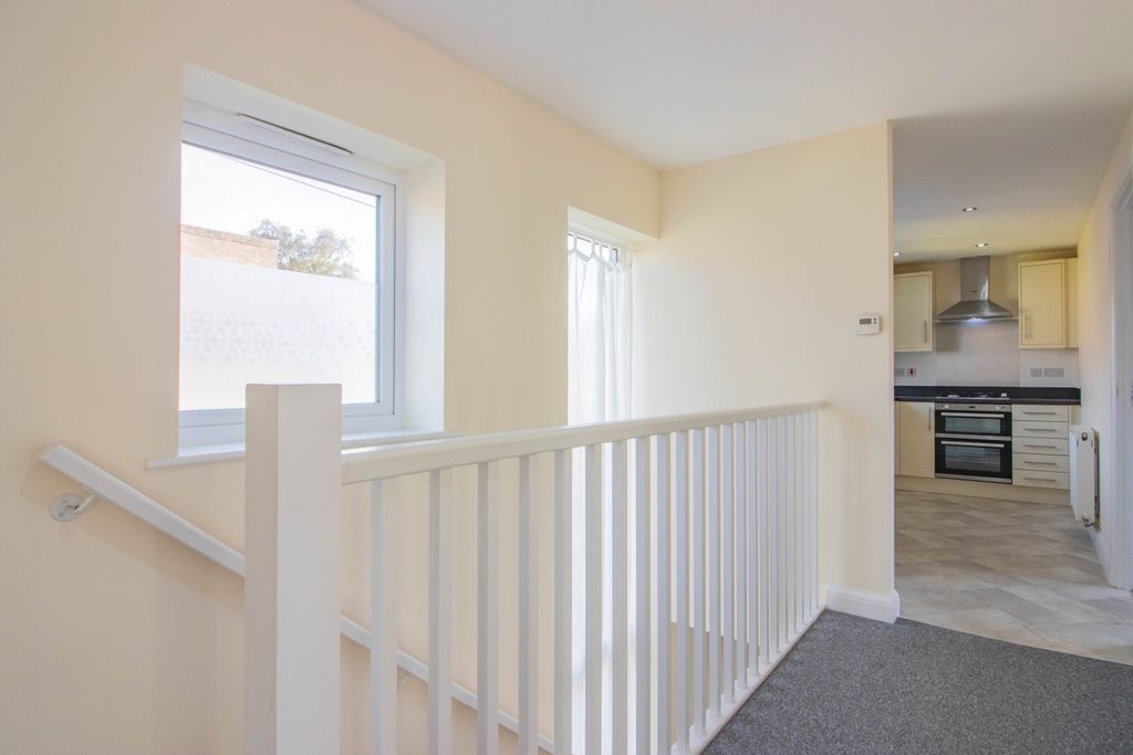 Property photo 2 of 17 E-5