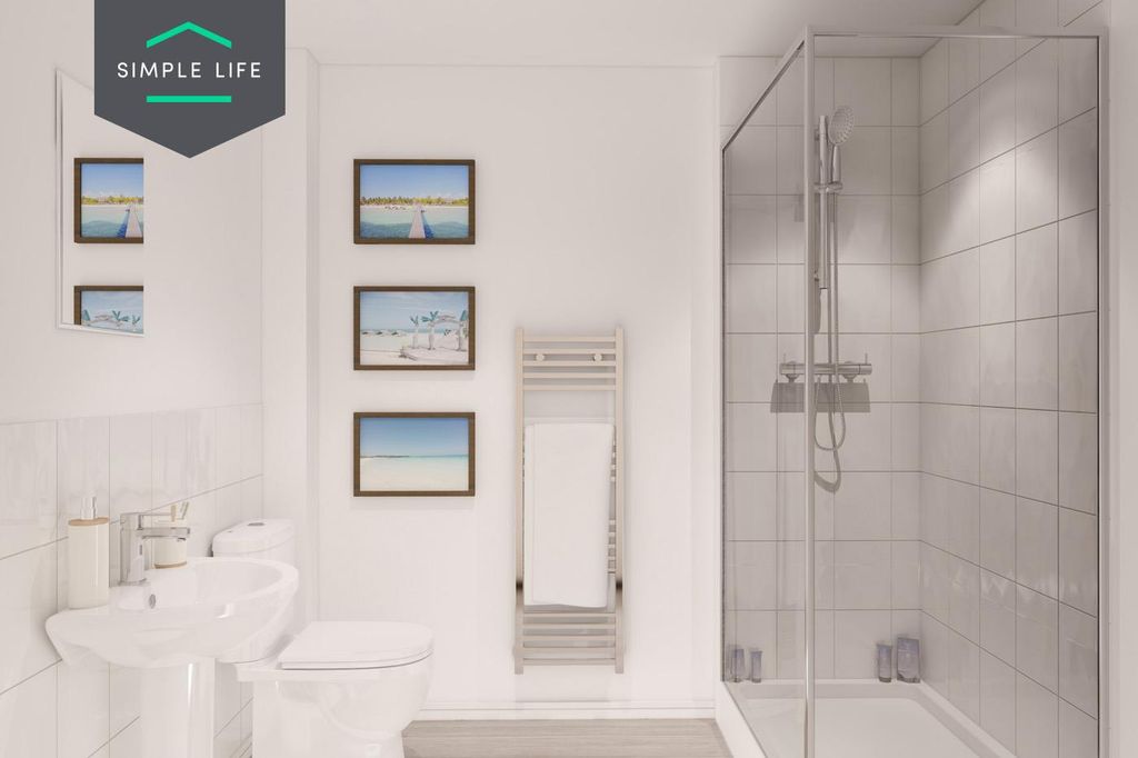 Property photo 1 of 4 Roosevelt_Bathroom.Jpg
