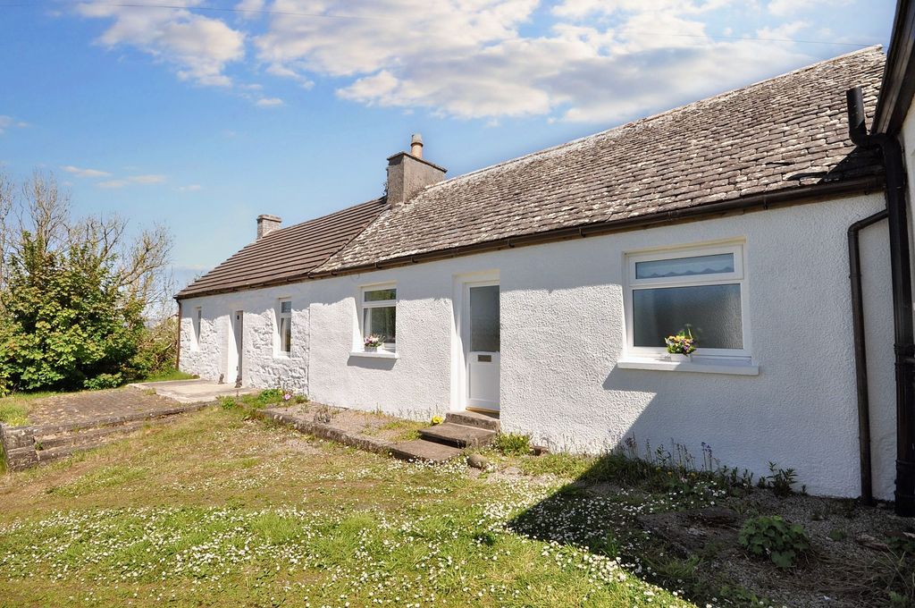 Property photo 2 of 36