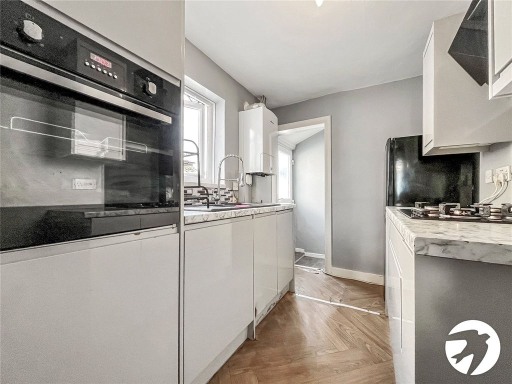 Property photo 3 of 15 Picture No. 08