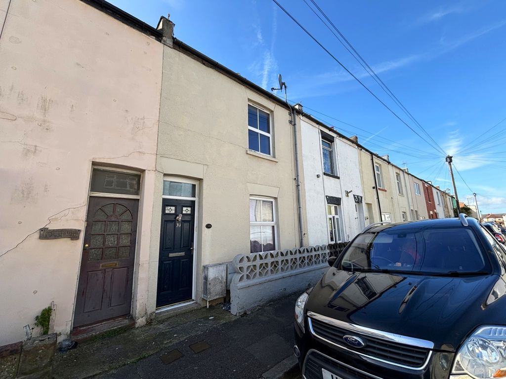 Property photo 1 of 12 Photo 1