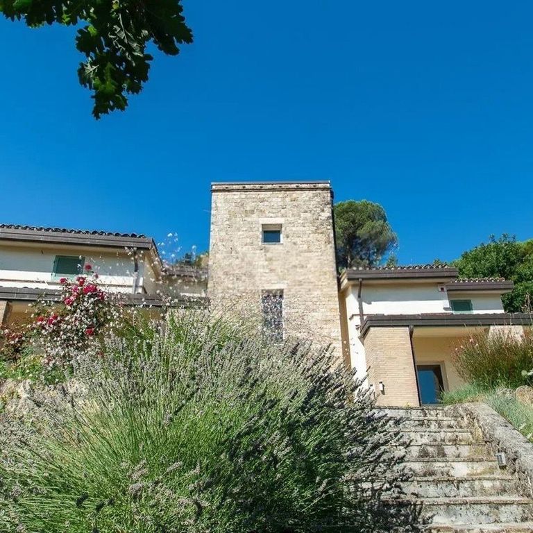 Property photo 1 of 20 Charming Villa In Perugia, Umbria