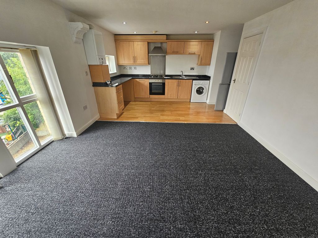 Property photo 3 of 9