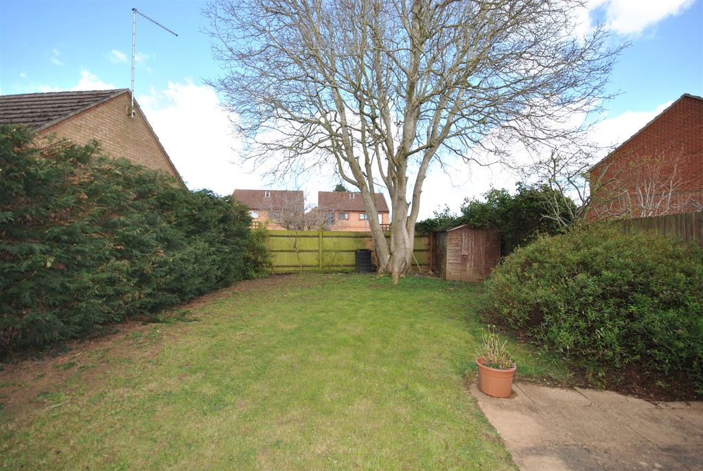 Property photo 3 of 12