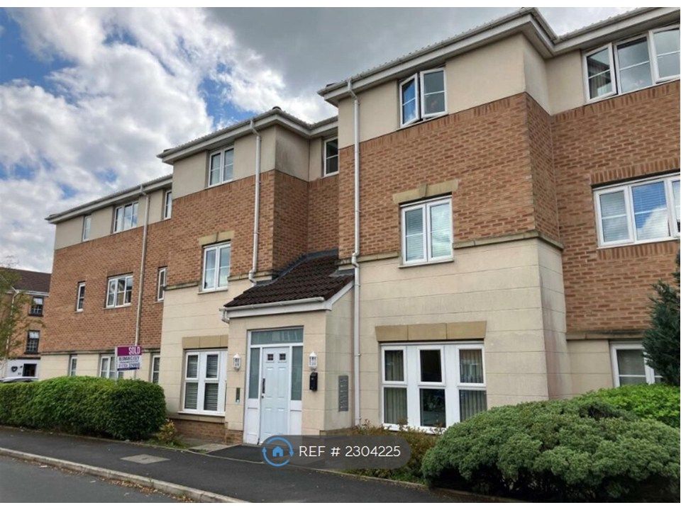 Property photo 1 of 3