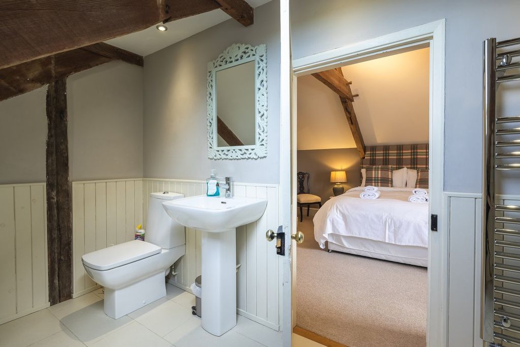 Additional image 23 of 5 bed farmhouse for saleSt Davids SA62