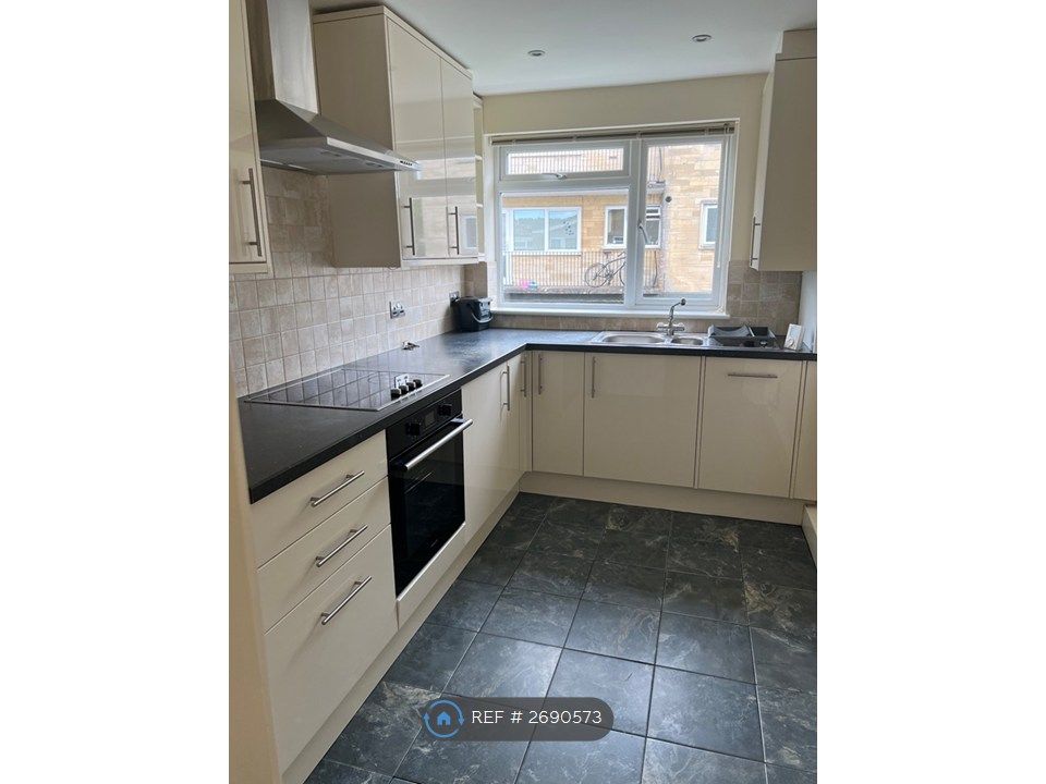 Property photo 2 of 22 Kitchen