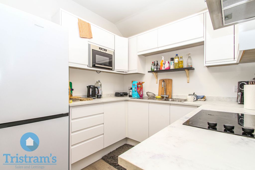 Property photo 2 of 17 Img_9714