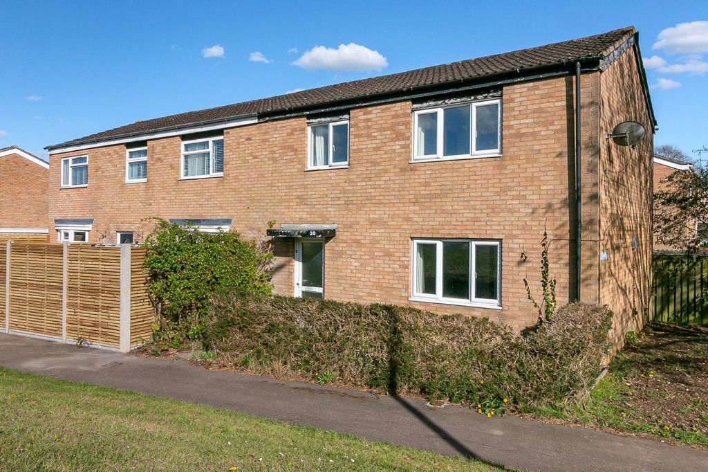 Property photo 1 of 11