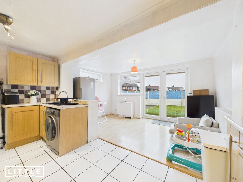 Property photo 3 of 24 Photo 6