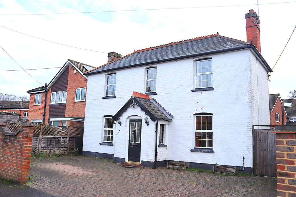 Property photo 1 of 14