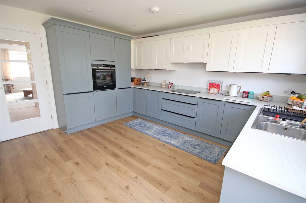 Property photo 2 of 13 Picture No. 04
