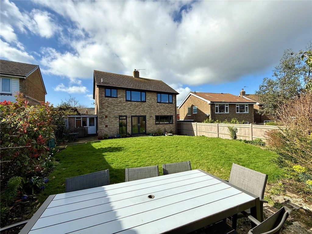 Property photo 3 of 24 Picture No. 28