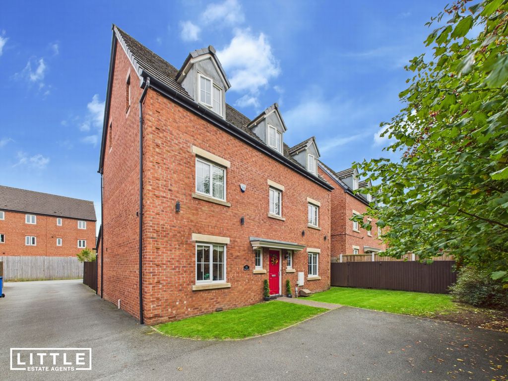 Property photo 1 of 40 Photo 3