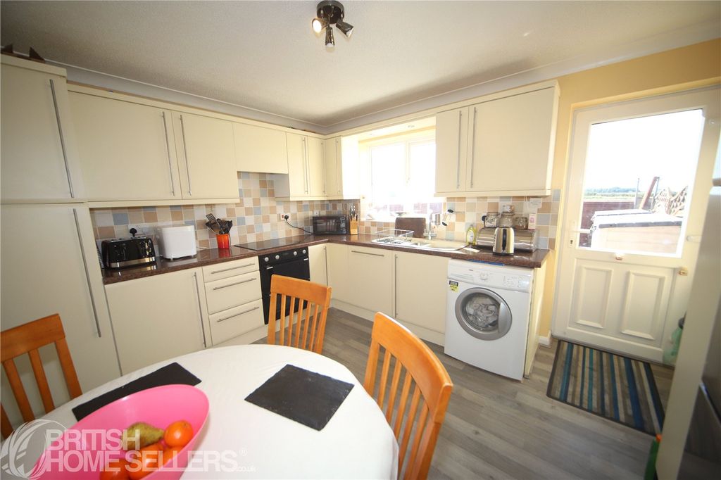 Property photo 2 of 14 Picture No. 34