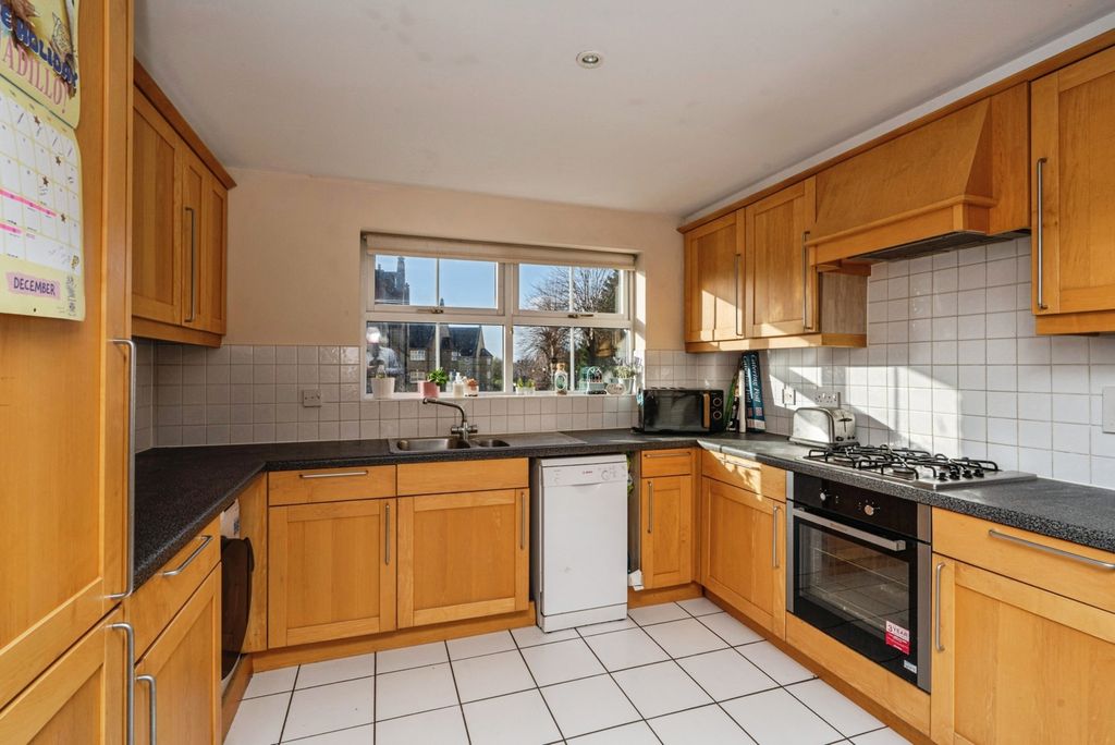 Property photo 3 of 20 Pbox-Img.Jpg